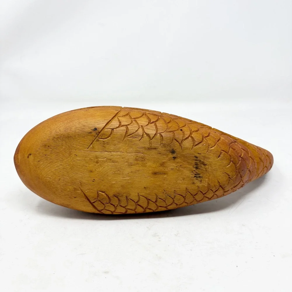 Hand Carved Wooden Fish Trinket Box Nautical‎ Coastal Decor Brown Storage 11.5in
